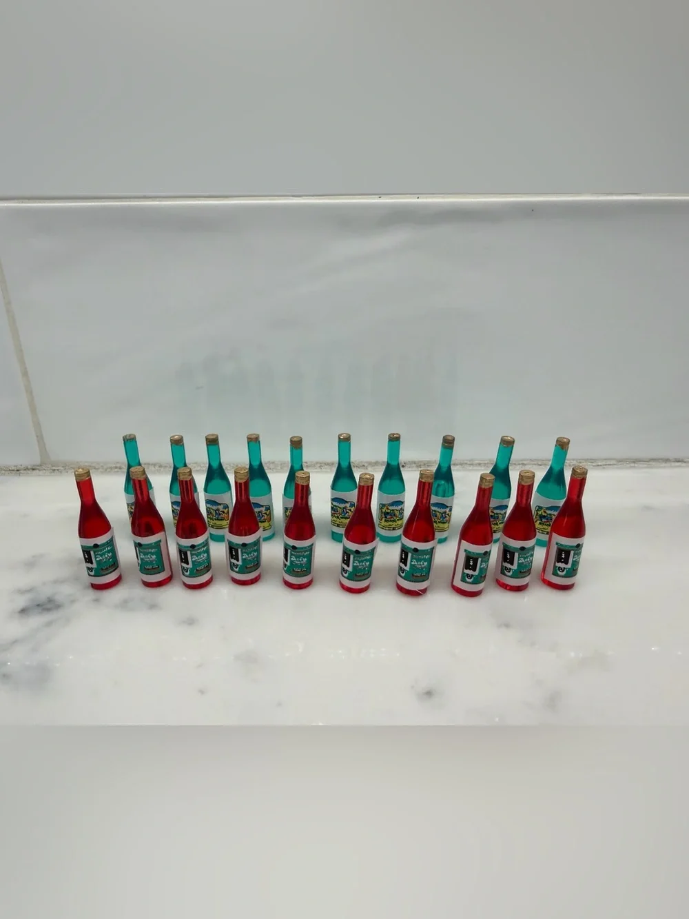 Mahjong Wine Bottle Trinkets